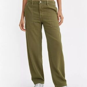Levi's Baggy Dad Jeans in Olive